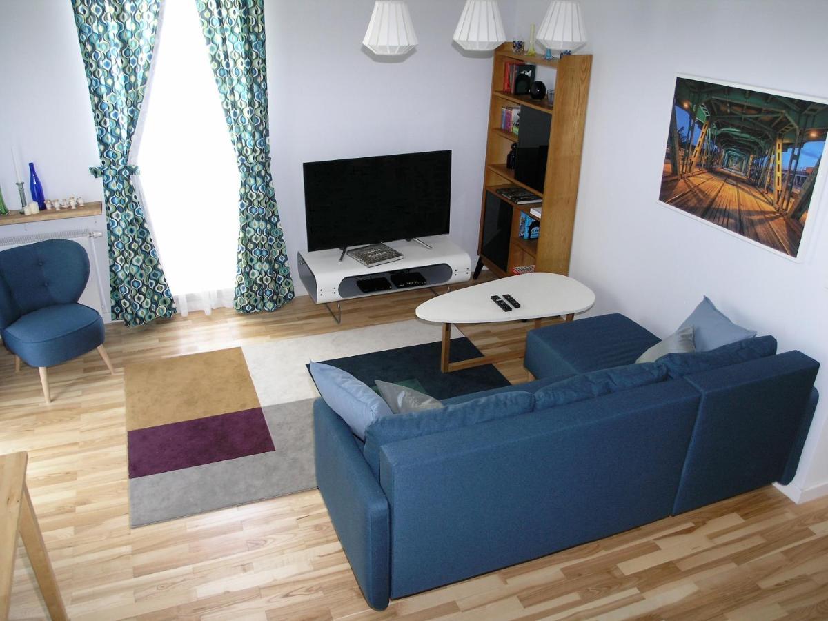 Apartament Metro Kowienska Varşovia Exterior foto
